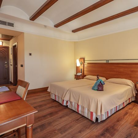 Hotel Abades Guadix Esterno foto