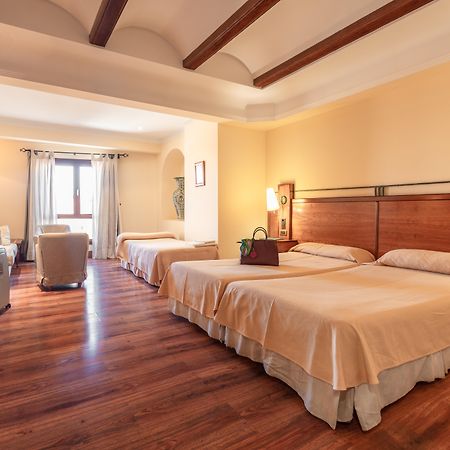 Hotel Abades Guadix Esterno foto