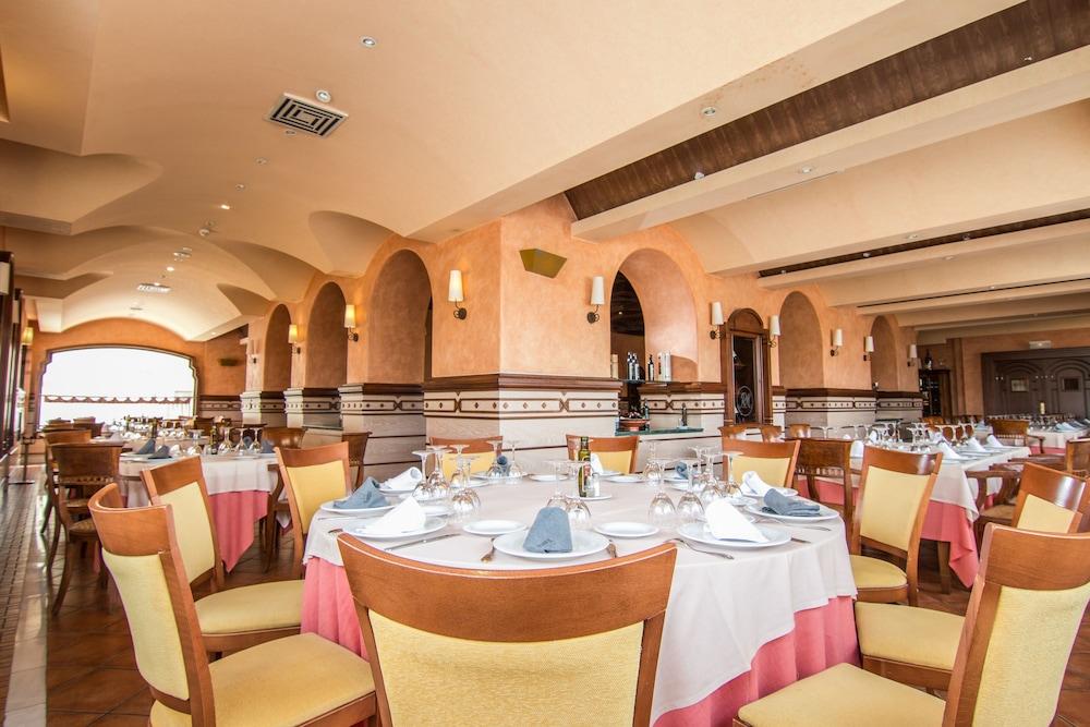 Hotel Abades Guadix Esterno foto