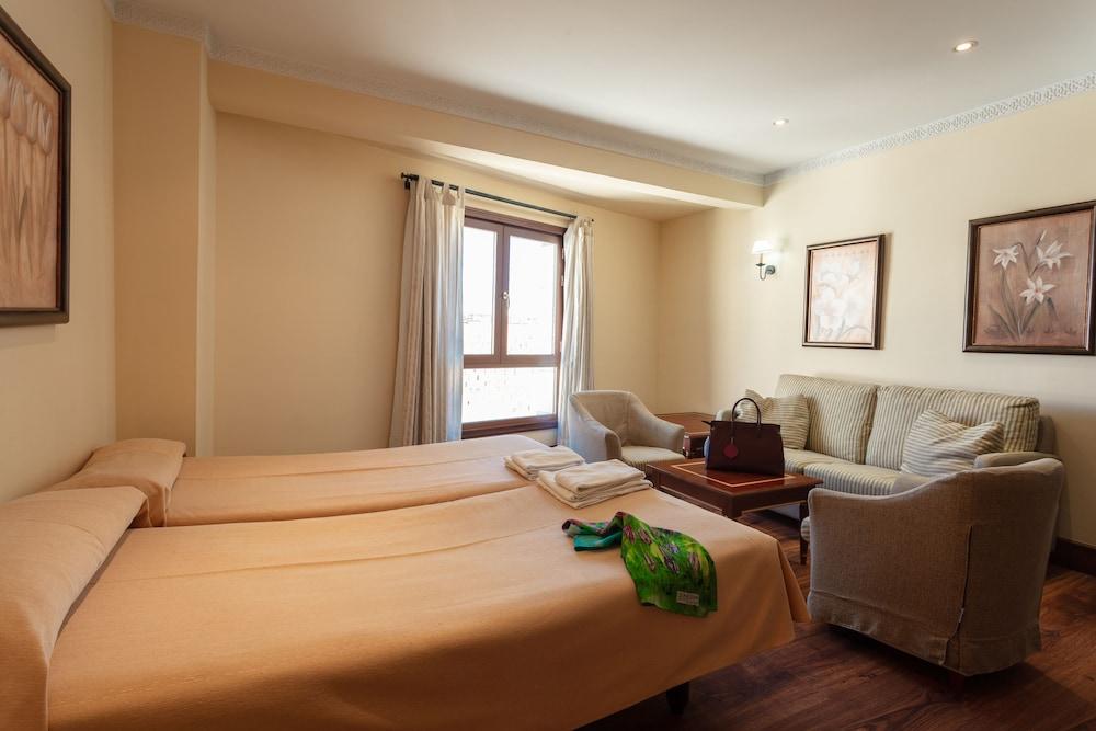 Hotel Abades Guadix Esterno foto