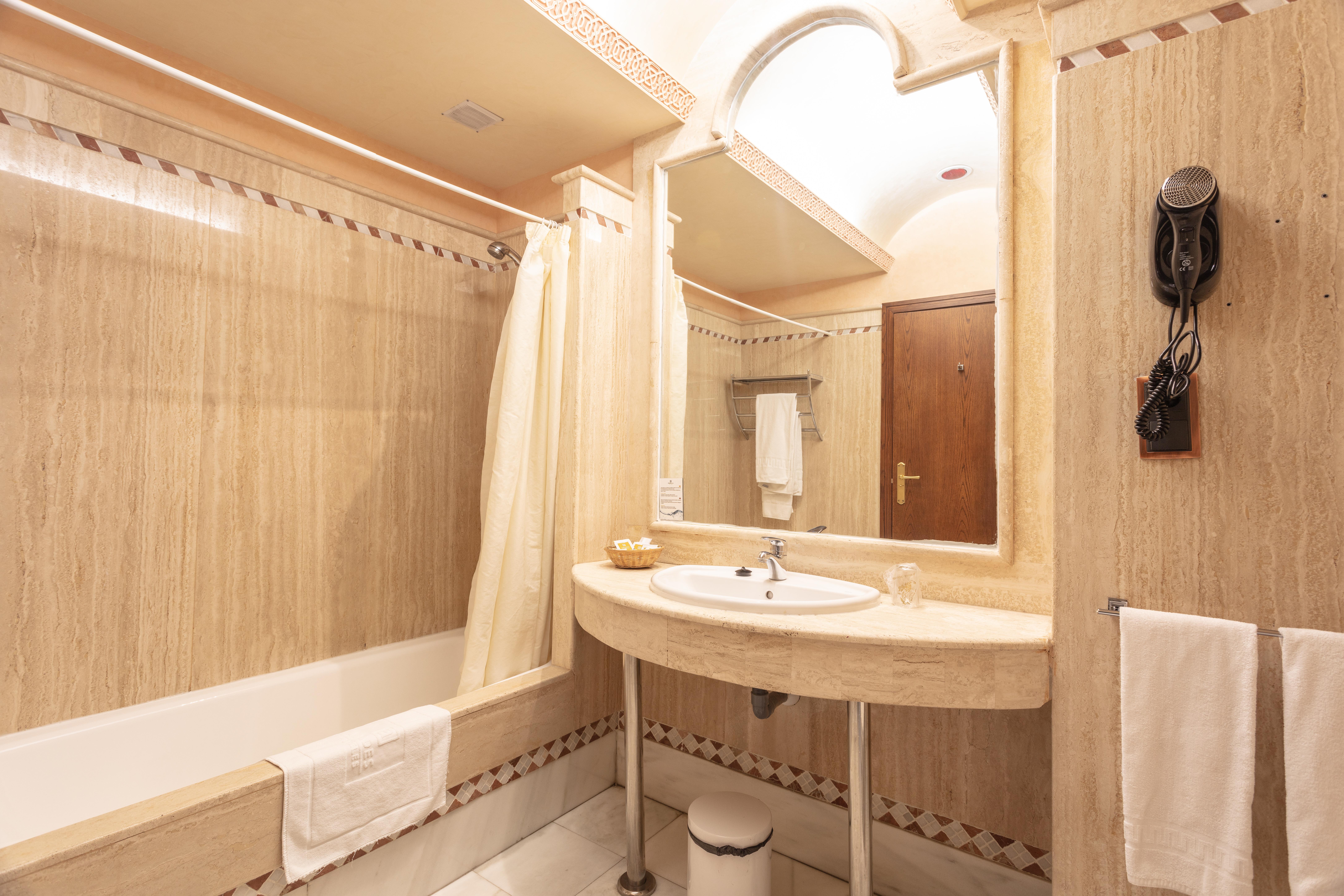 Hotel Abades Guadix Esterno foto